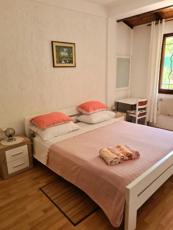 Apartmani Nadija Rovigno Esterno foto